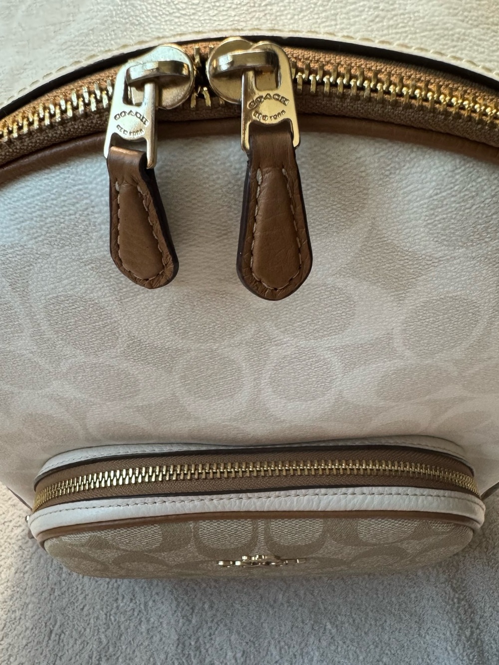 Coach Signature Canvas Backpack Tan Brown Leather Trim Gold Hardware - Picture 5 of 8